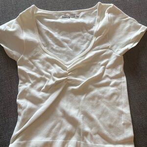 Aeropostale Cream Short Sleeve V-Neck Top